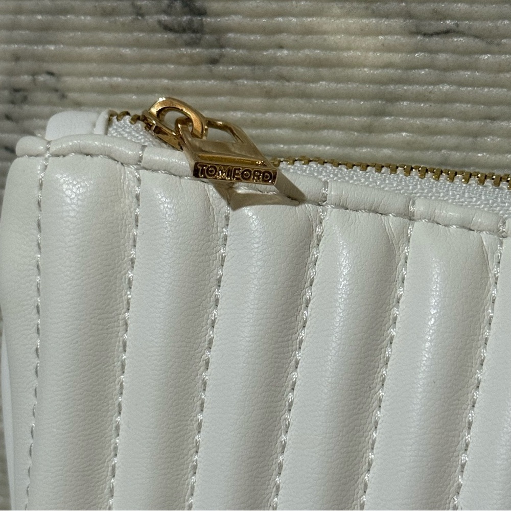 Tom Ford Beauty White Quilted Pouch / Shoulder Bag - Picture 6 of 12
